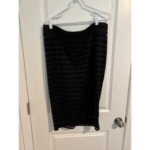 Torrid Black Pencil Midi Skirt – Size 1 (US 14/16)